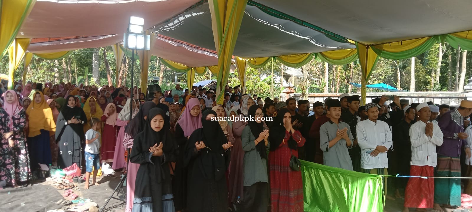 Acara Rutinan Alumni Pondok Pesantren Zainul Hasan Genggong Di Adakan Setiap Tahun