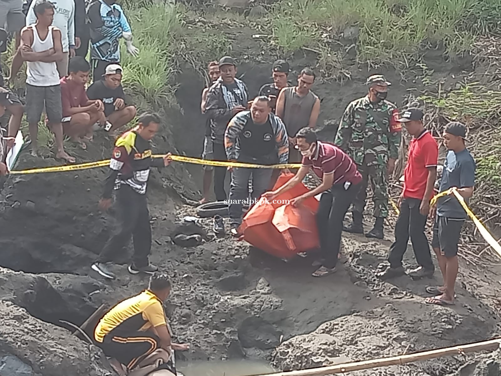 Polisi Ungkap Indentitas Mayat Yang Mengapung Di Sungai Setail Banyuwangi